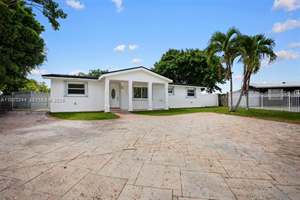 3 bedroom rental home at 14601 SW 293rd Ter, Homestead, leased October 2025