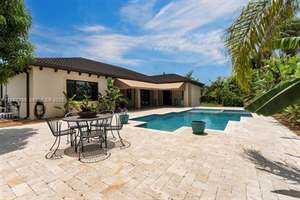5 bedroom home at 32006 SW 206th Ave, Homestead, sold August 2025