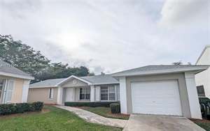3 bedroom rental home at 532 SE 21st Dr, Homestead, leased July 2025